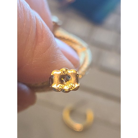 DAINTY AVON EARRINGS GOLD TONE WITH RED STONES - Picture 5 of 5